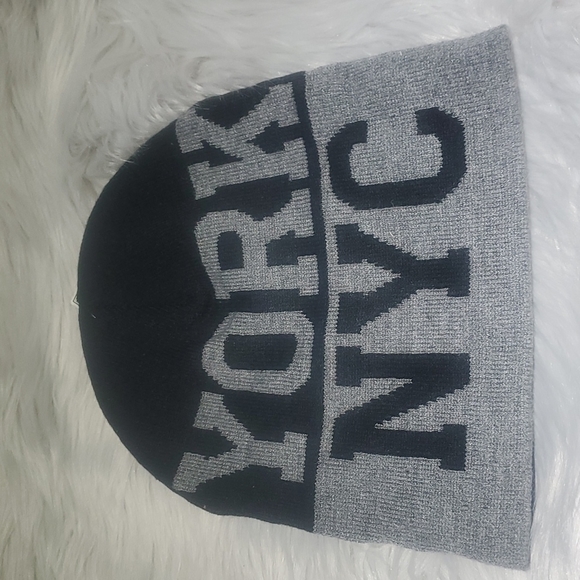 Zoo York beanie - Picture 2 of 3